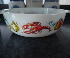 Vintage JAJ Pyrex 'Lobster' Casserole Dish retro 1960s