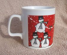 A vintage Christmas mug by Kilncraft (early 1980s) - snowmen design