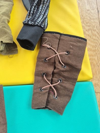 Robinhood Costume 6 - 10 yrs
