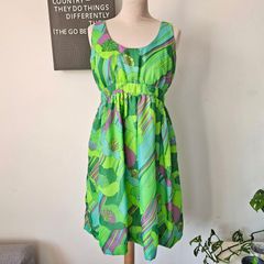 Vintage 1960s psychedelic green mini dress S M retro floral