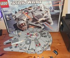 Lego star wars 4504 Millennium Falcon (Redesign), Original Trilogy Edition box