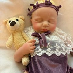doll.      Full bodied silicone reborn doll