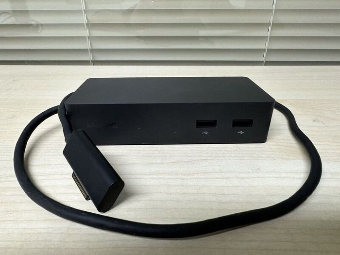 Surface Dock - Microsoft 1661 - for Pro 7, 6, 5, 4, 3, X, Go, Book, Laptop Docking Station