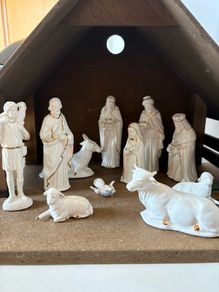 belleek nativity