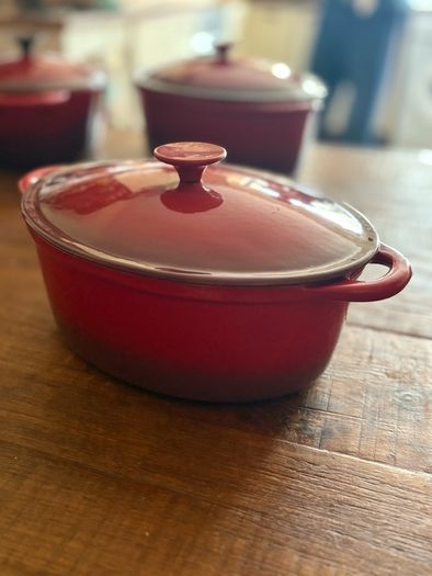 Cast Iron Dutch Oven