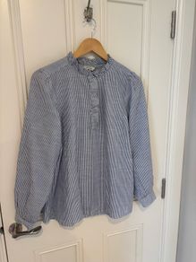 JOULES Ruffle Collar Blouse