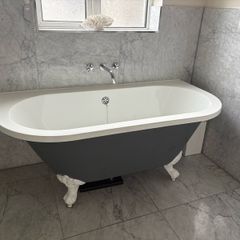 freestanding bath