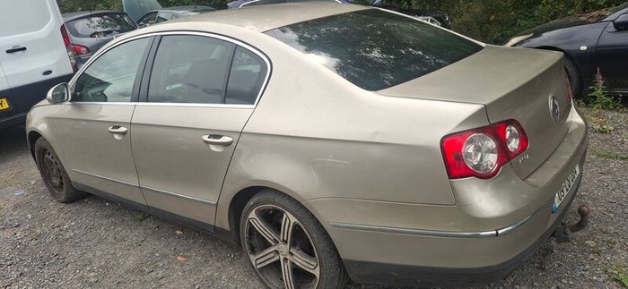 2009 passat breaking