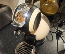 Dolce Gusto coffee machine - For repair or parts
