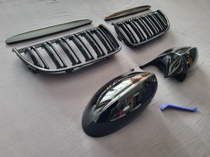 BMW 3 Series E90 E91 Pre-Lci Kidney Grilles & Mirror Covers Set Brand New