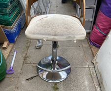 bar stool