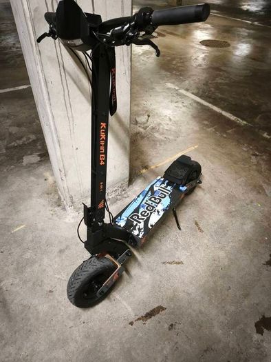 Kukirin G4 electric scooter