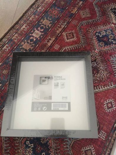 Ikea frame 23x23cm or 9x9"
