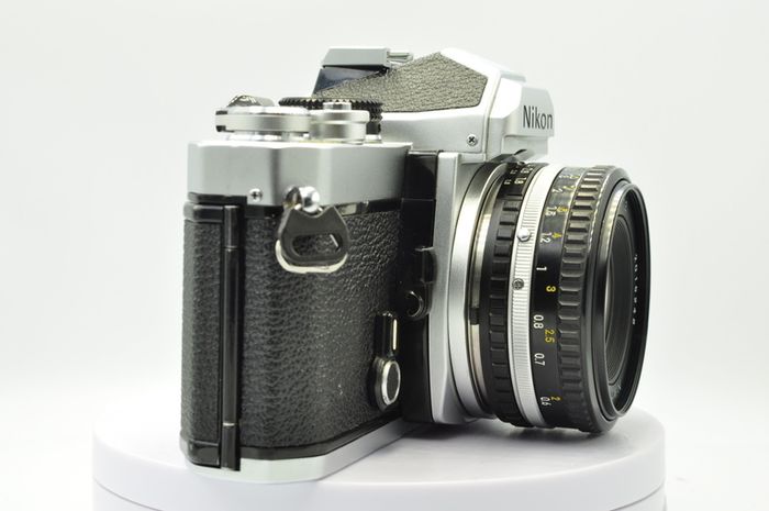 Nikon Fm Chrome + 50mm pancake F1.8 , Cla'd- Recent Full Service