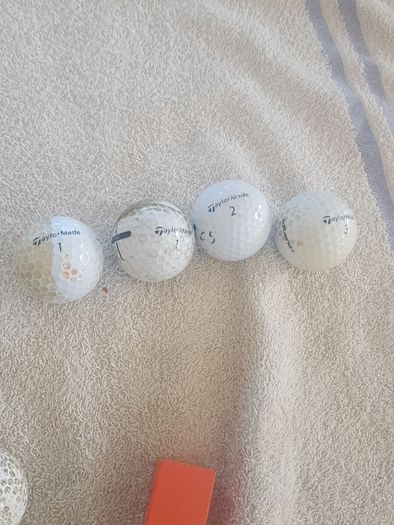 golf ball and tees