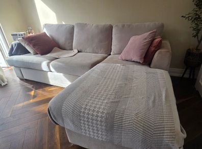 3 seater L shaped couch.