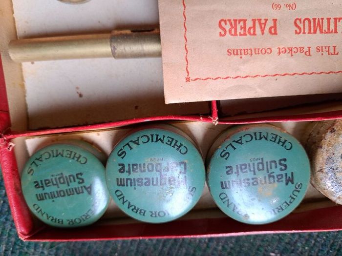 Vintage Chemistry Set