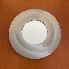 round mirror