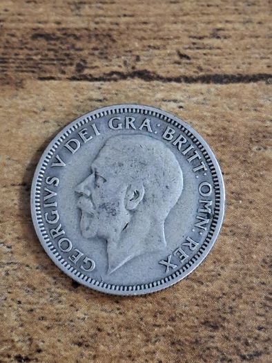 Great Britain UK 1934, One Shilling, George V, Silver Coin - free standard postage