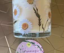 Wax Lyrical candle. 204g. Up to 42hrs burn time. New