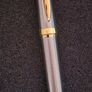Fountain pen, cased. Image 2