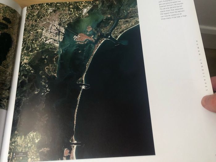 Earth View: Satellite Images of Our Planet - NASA / USGS (Hardcover)