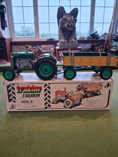 tin toys