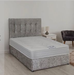 Dfi Silver crushed velvet divan bed