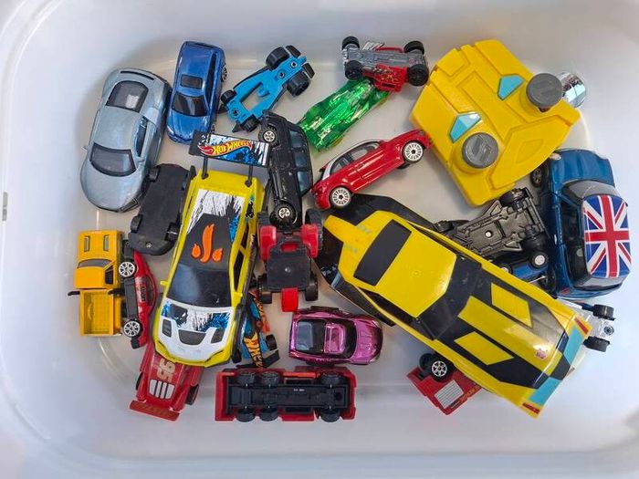 toy cars