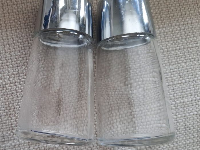 Vintage Salt and Pepper Bamco Longhorn Design Leather covered circa 1980 made in Mexico FREE STANDARD POSTAGE INCLUDED