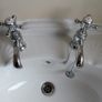 Bathroom sink and pedestal Image 2