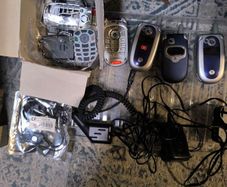 Motorola flip phones with accessories