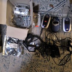 Motorola flip phones with accessories