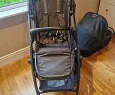 Uppababy Vista V2 Model 2021 - Excellent Condition