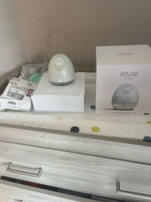 Elvie breast pump
