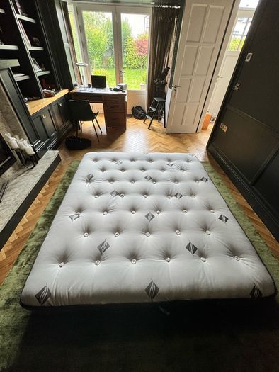 Sleepeezee Super King Mattress - Excellent Condition
