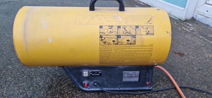 Master propane gas space heater