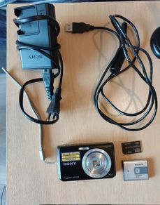 Sony Cyber-shot DSC-W180 10.1 MP Digital Camera Black