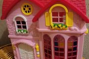 toy house