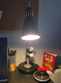 Desk lamp