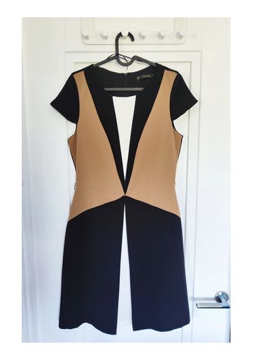 Beautiful Zara dress size M