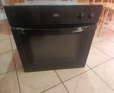 Single oven