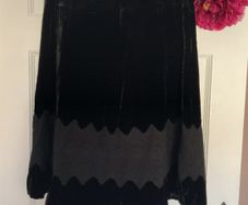 skirt Bnwt velvet skirt Aline size 38 10/12