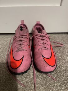 Nike Astro football boots