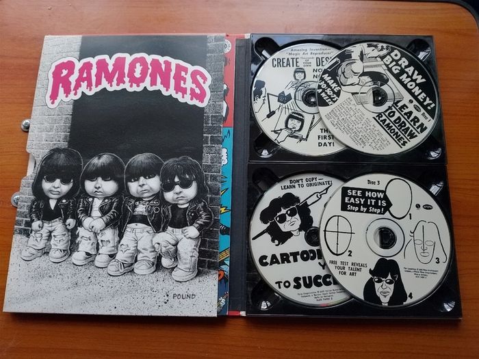 RAMONES collectors boxset