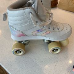 Oxelo Girls Roller Skates and pads set UK Size 5