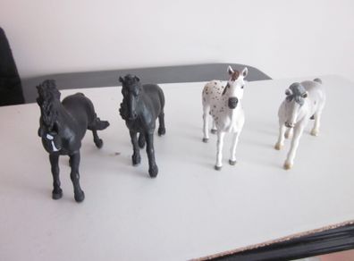 Schleich Horse Figures  X4