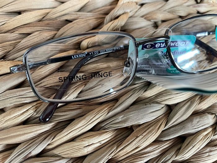 reading glasses +1.00 Brand new