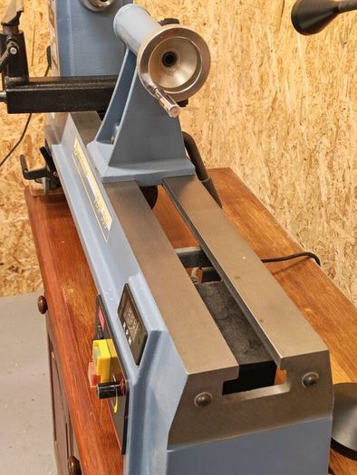 Full wood lathe complete set
