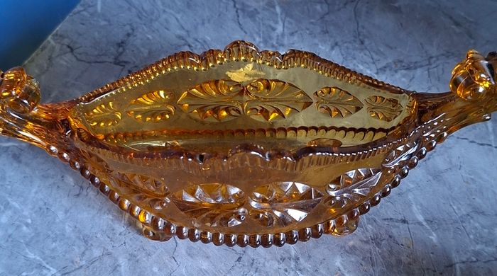 Vintage amber banana bowl